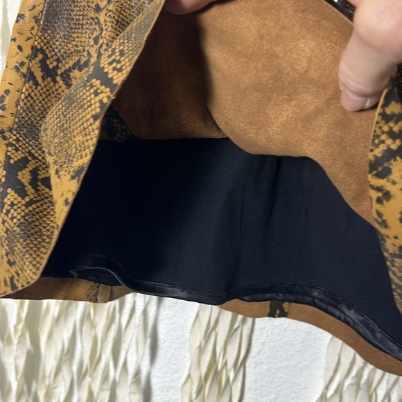 Veda Genuine Lambskin Leather Mini Skirt Python Snake Print Size XS - Picture 9 of 13